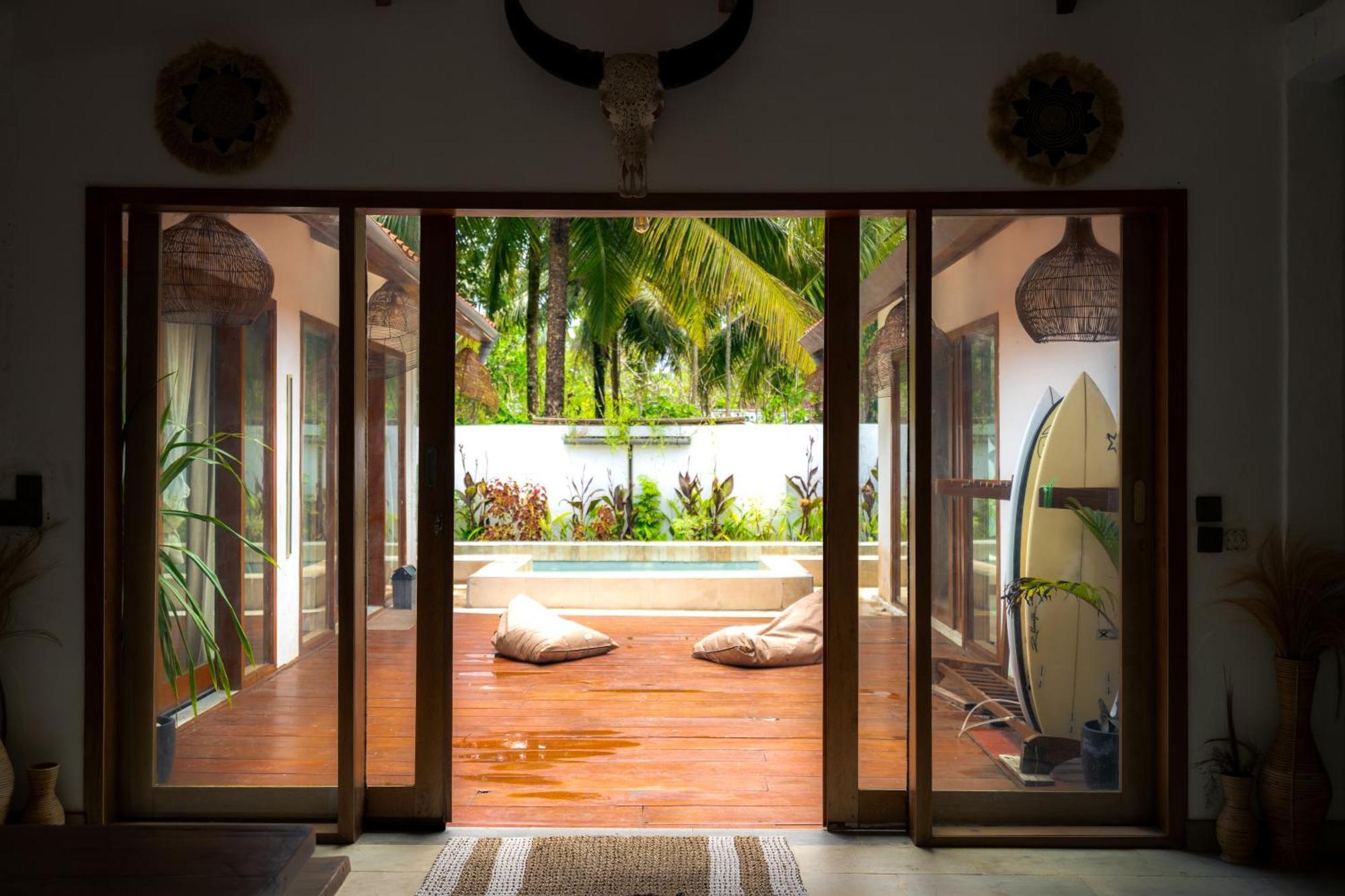 Lances Right Surfhouse Hotel Katiet Exterior foto
