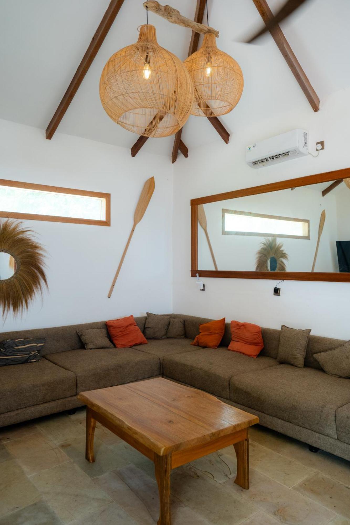 Lances Right Surfhouse Hotel Katiet Exterior foto